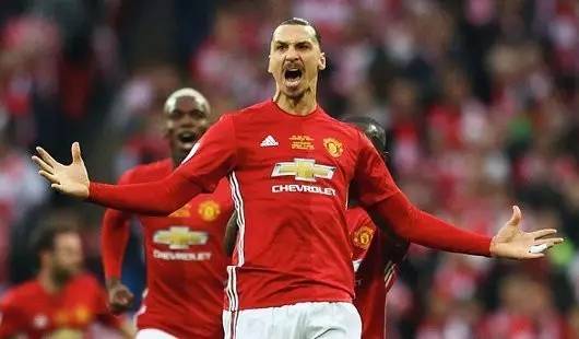 昆足球俱乐 昆足球俱乐